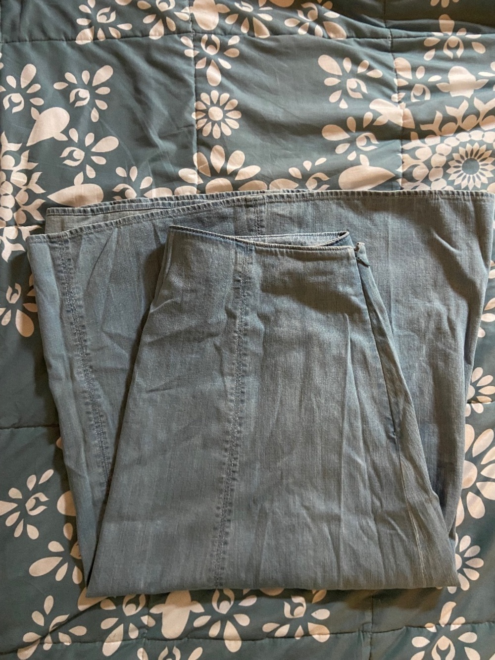 Banana Republic A line Denim skirt